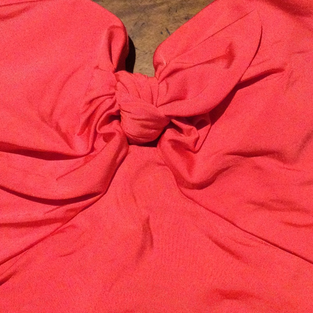 NWT $132 TRINA TURK 6 RED KNOT one piece - Picture 4 of 7